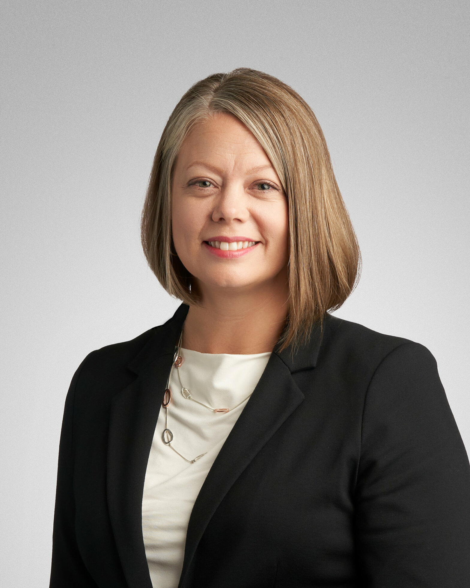 Melinda Gnorksi Headshot